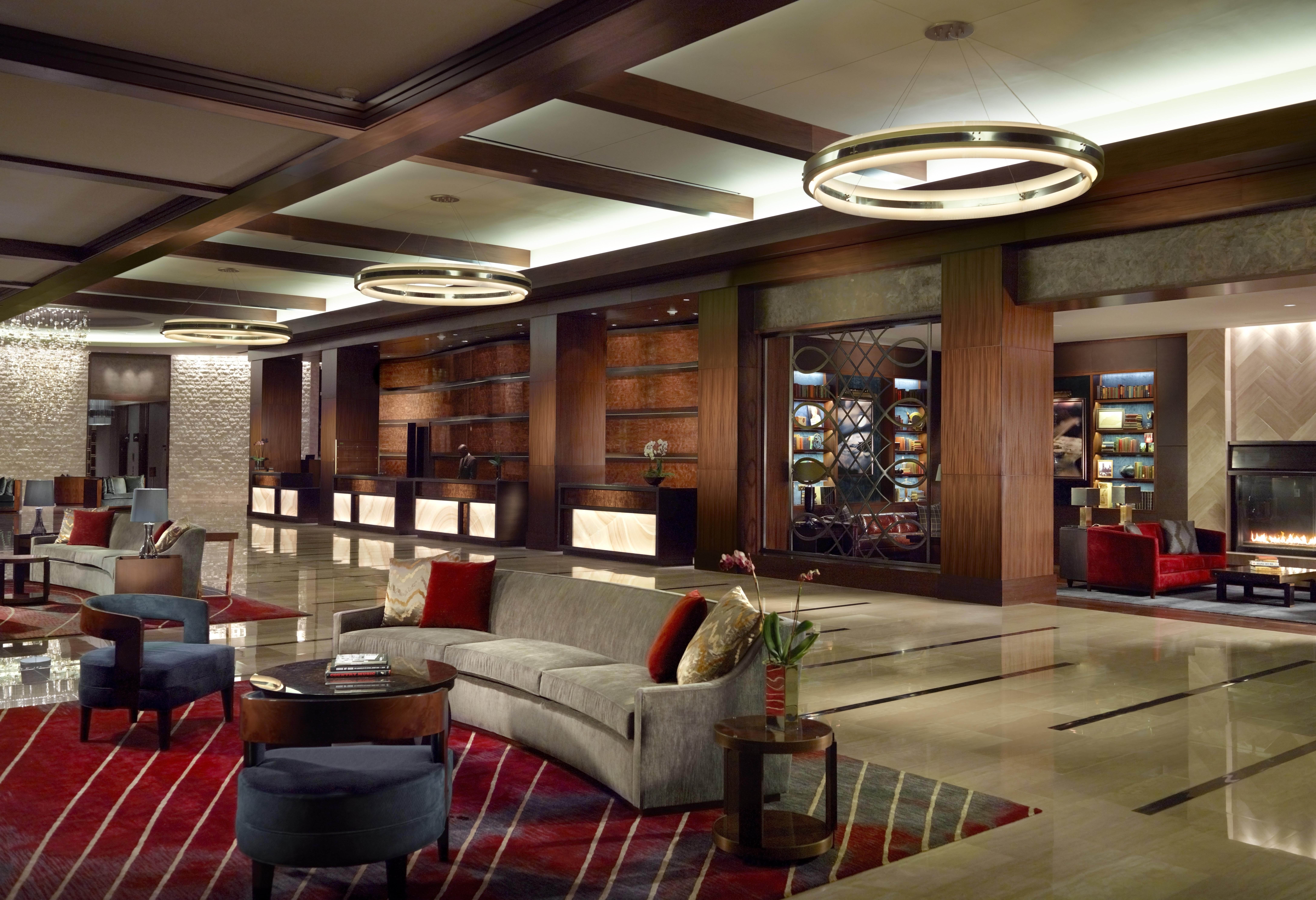 Omni Hotel 4*